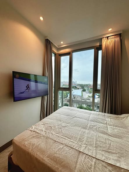 bedroom of The Riviera Ocean Drive