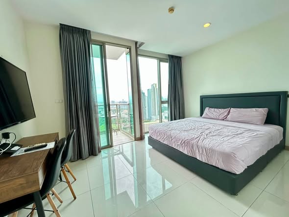 bedroom of The Riviera Wongamat Beach : เดอะ ริเวียร่า วงศ์อมาตย์ บีช