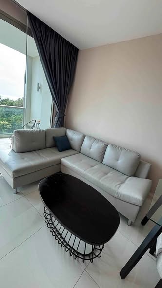 bedroom and living room of The Riviera Wongamat Beach : เดอะ ริเวียร่า วงศ์อมาตย์ บีช