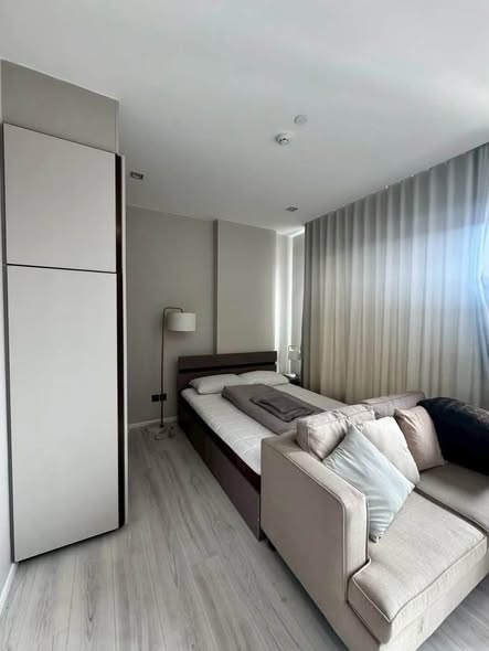 bedroom and room interior of The Room Phaya Thai