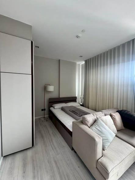 bedroom and room interior of The Room Phaya Thai