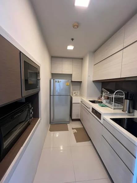 The Room Sathon-Taksin