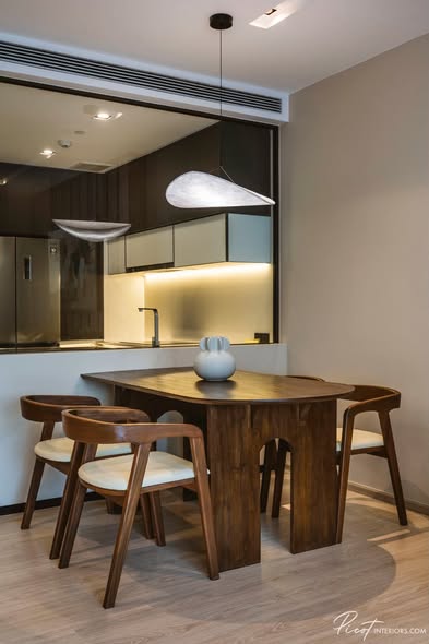 room interior and bathroom and kitchen of THE ROOM SUKHUMVIT 38 | เดอะรูม สุขุมวิท 38