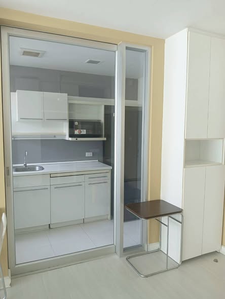 room interior of The Room Sukhumvit 64