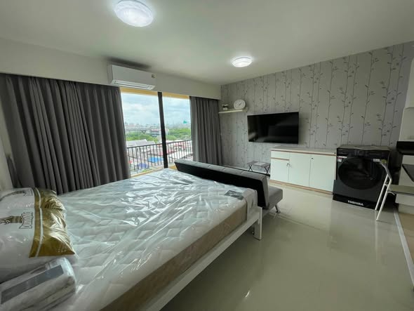 bedroom of The Sense Sukhumvit