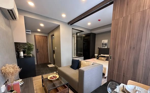 bedroom and room interior of The TEAK Ratchada 19