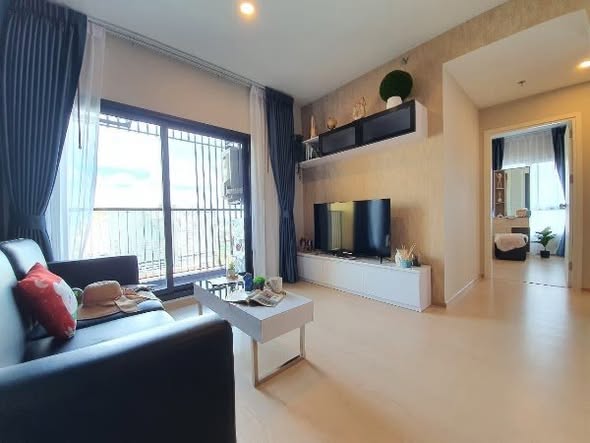 living room and bedroom of The Tree Sukhumvit 71-Ekamai