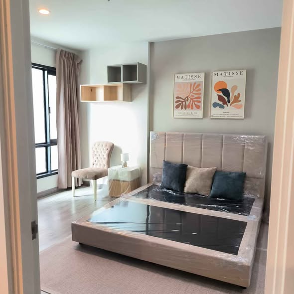 bedroom and room interior of The Vertical Aree
