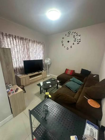 bedroom and living room of The Village 3 Bang Na-Wong Waen