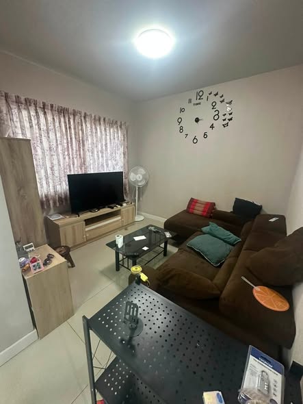 living room of The Village 3 Bang Na-Wong Waen