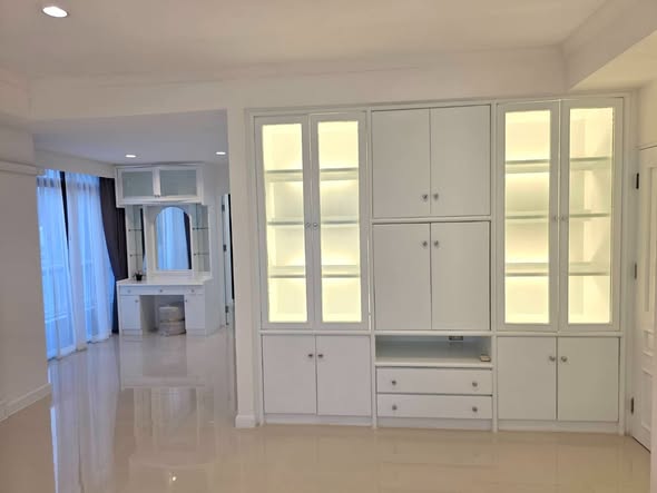 room interior of THE WATERFORD (Thong Lo 11)