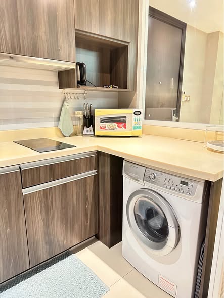 Tidy Deluxe Condominium