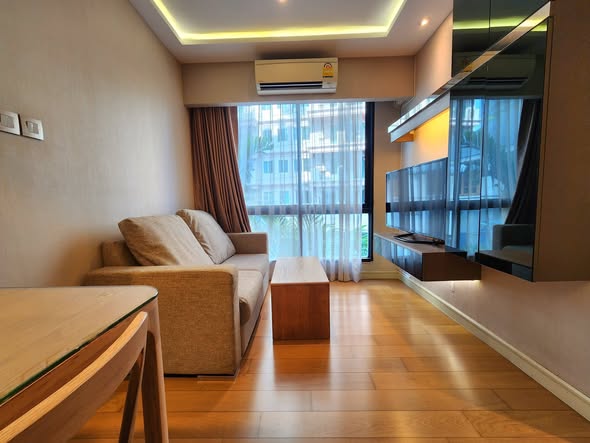 living room of Tidy Deluxe Condominium