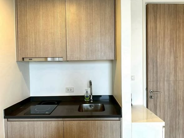 room interior and kitchen of Unixx South Pattaya Condominium