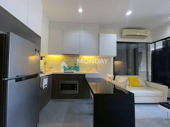 Urbano Absolute Sathon-Taksin