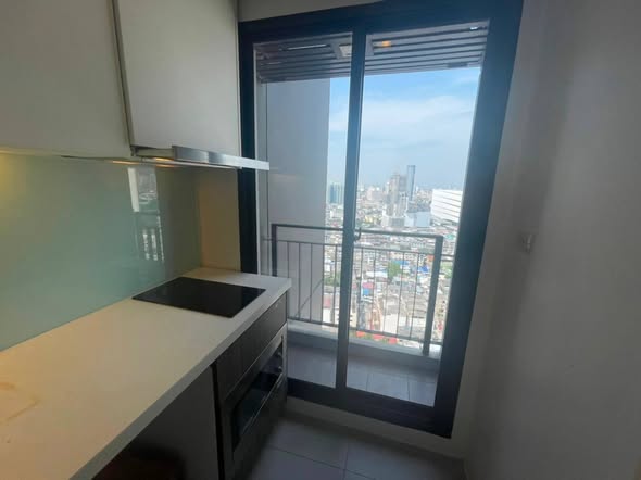 Urbano Absolute Sathon-Taksin