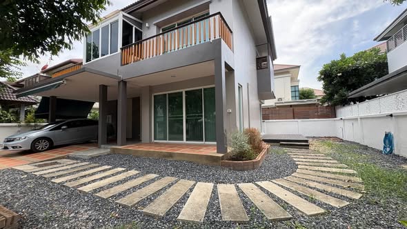 Villa Arcadia Srinakarin