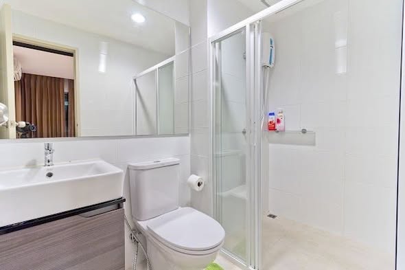 bathroom of Villa Lasalle