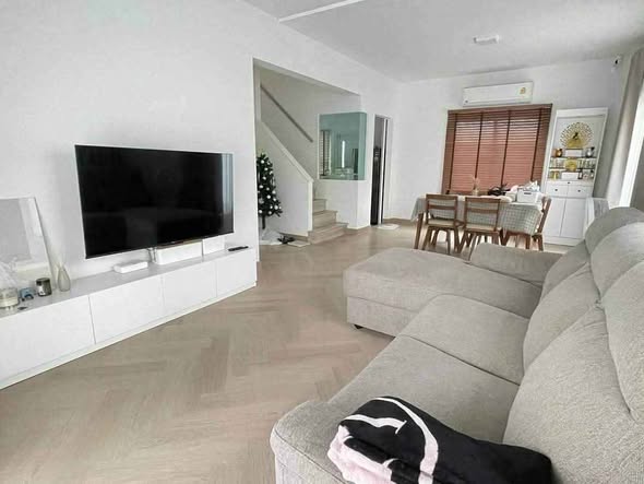 living room of Villaggio Srinakarin-Bangna 2