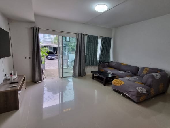 bedroom of Villaggio Srinakarin