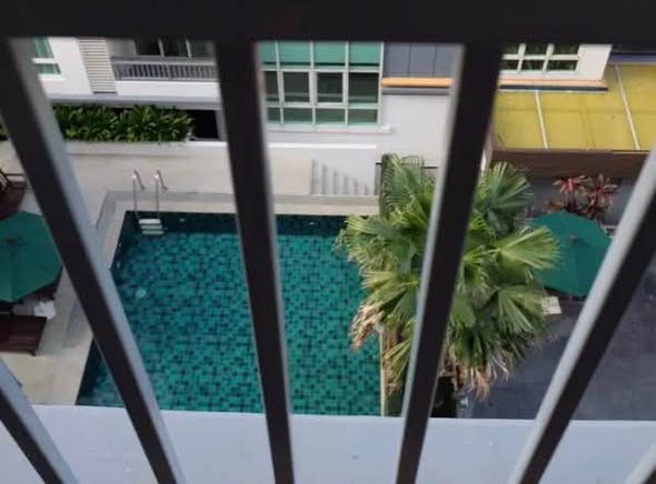 pool of Voque Sukhumvit 16 Residential Condominium