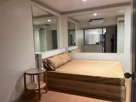 bedroom and room interior of Waterford Diamond Tower