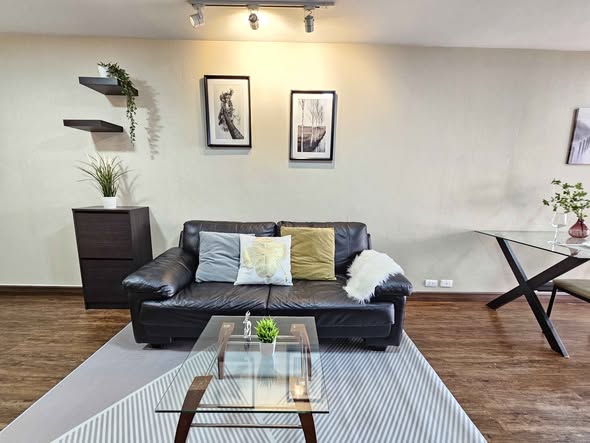 living room of Waterford Diamond Tower