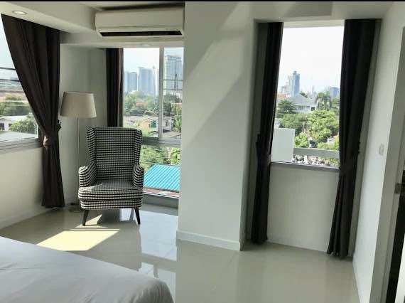bedroom of Waterford Sukhumvit 50
