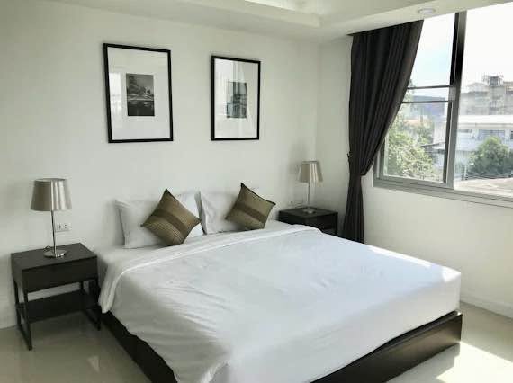 bedroom of Waterford Sukhumvit 50