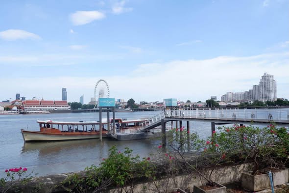 Watermark Chao Phraya