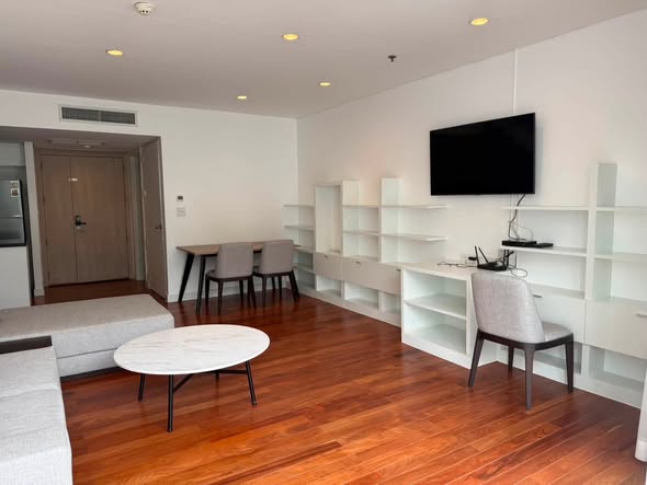 living room and room interior of Watermark Chao Phraya