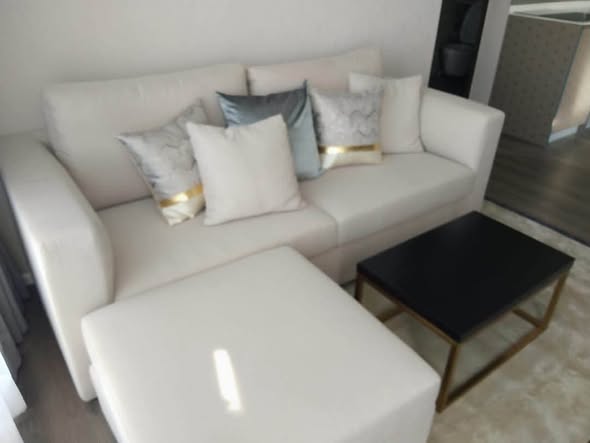 living room of Whizdom Essence Sukhumvit วิสซ์ดอม เอสเซ้นส์ สุขุมวิท