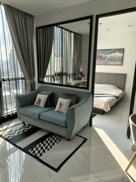 bedroom and living room of Wish Signature II Midtown Siam