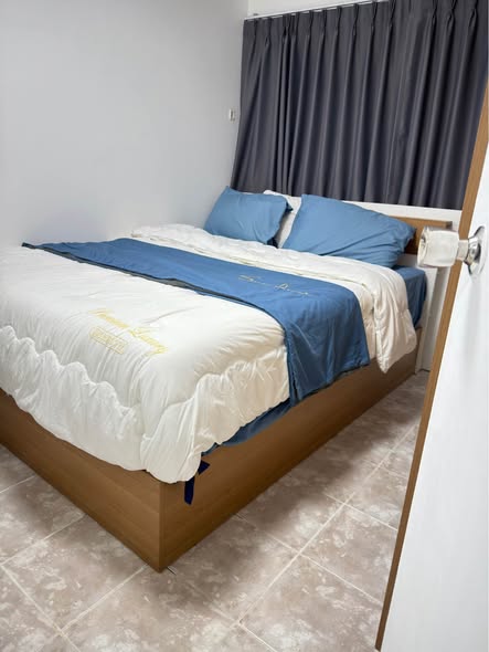 bedroom of Witthayu Complex