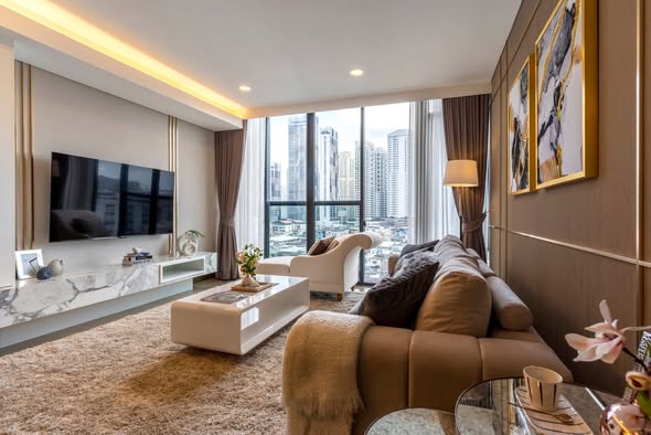 bedroom and living room of Wyndham Residence Bangkok (Asok)