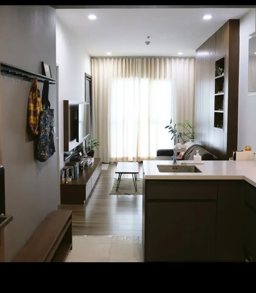 room interior and bathroom of WYNE by Sansiri