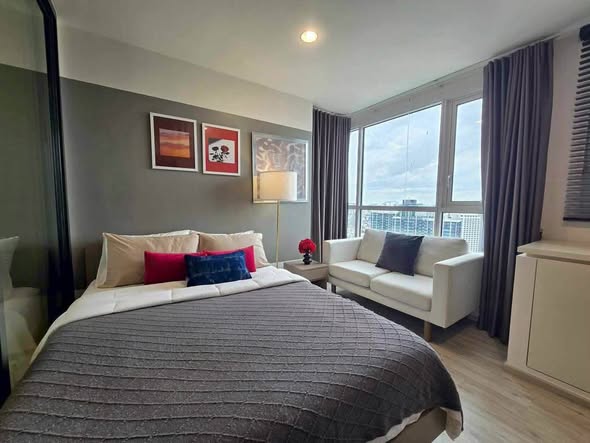 bedroom and living room of XT HUAIKHWANG