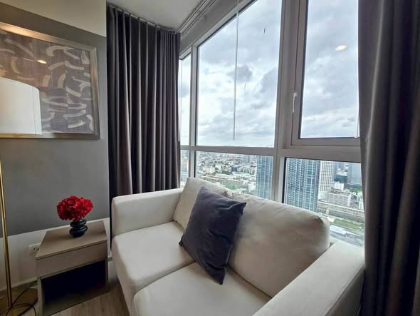 bedroom and living room of XT HUAIKHWANG