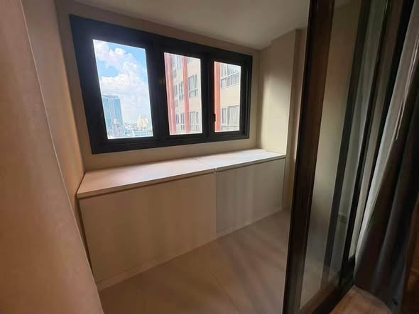 bedroom and room interior of XT HUAIKHWANG