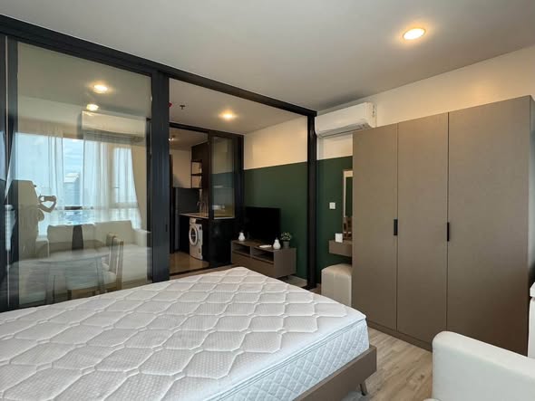 bedroom and room interior of XT HUAIKHWANG