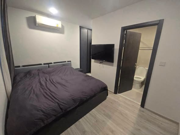 bedroom and room interior of XT HUAIKHWANG