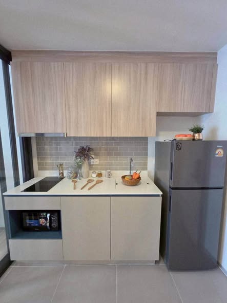 bathroom and kitchen of XT Phayathai