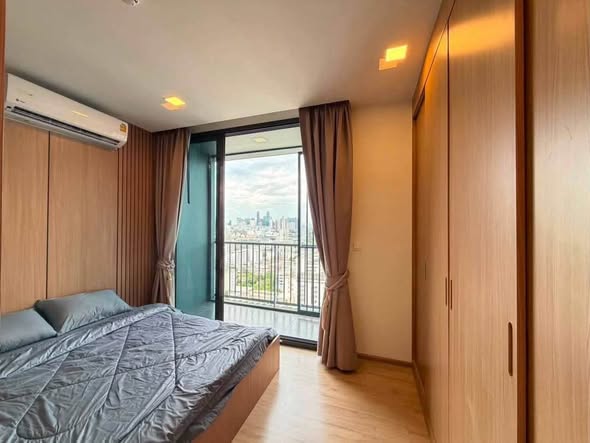 bedroom of XT Phayathai