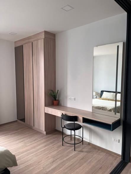 bedroom and room interior of XT Phayathai