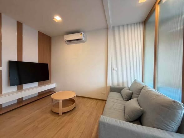 living room and bedroom of XT Phayathai
