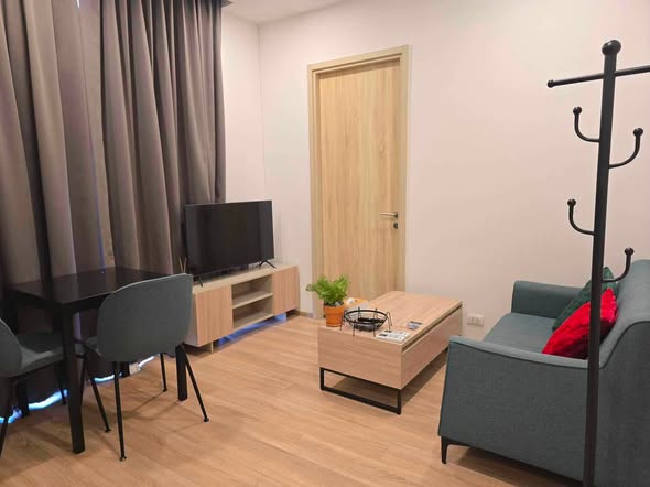 living room and bedroom of XT Phayathai
