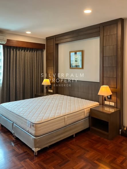 bedroom of Yellow Ribbon Hills Executive Mansion