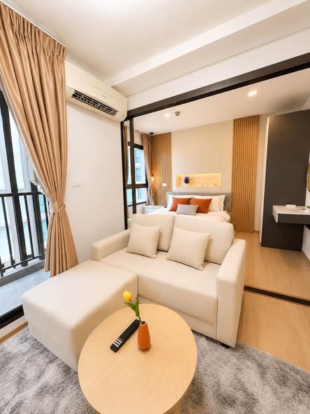 living room and bedroom of ZCAPE 3 CONDOMINIUM
