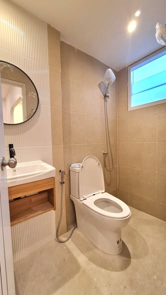 bathroom of หมู่บ้านทำเลทอง1
