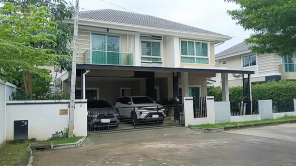 บ้านกาญจน์กนก 12 (Baan Karnkanok 12)
